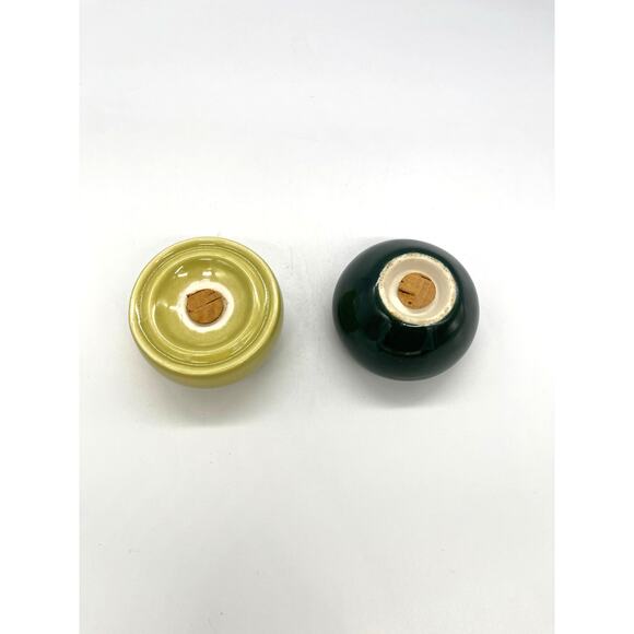 Vintage Russel Wright Iroquois China Yellow & Green Salt & Pepper Shakers - Picture 4 of 5